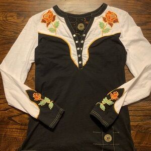 Double D Ranch Pearl Snap with Roses Long Sleeve T-shirt Size Small